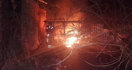 Ворожі удари спричинили пожежі в Запорізькій області