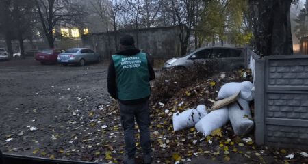 Две стихийные свалки обнаружили экоинспекторы в центре Запорожья