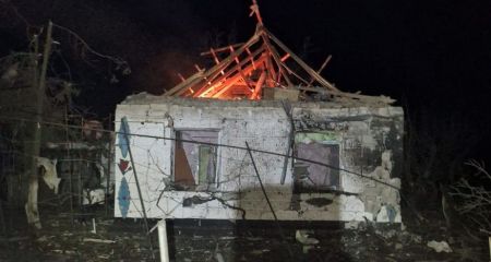 Житловий будинок палав на Запоріжжі після російських обстрілів