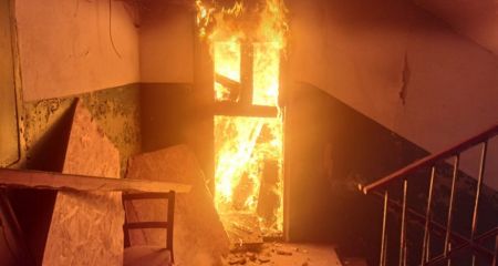 Війська РФ атакували Оріхів на Запоріжжі: палали квартири в дев’ятиповерхівці