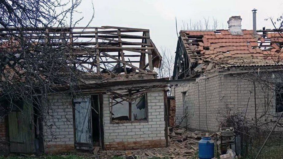 Разрушены инфраструктура и жилье: 637 ударов нанесла РФ по громадам Запорожья