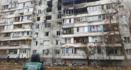 Понад 300 м&sup2; землі забруднено після атаки "шахедів&rdquo; в Запоріжжі