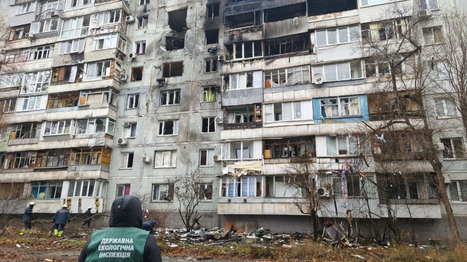 Понад 300 м&sup2; землі забруднено після атаки "шахедів&rdquo; в Запоріжжі