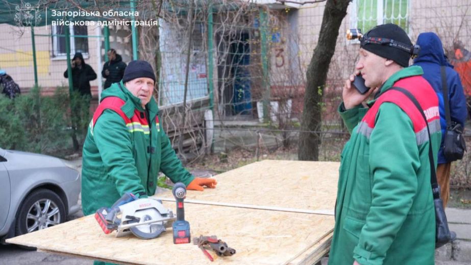 Более десятка домов пострадали в Запорожье после обстрела &ndash; детали