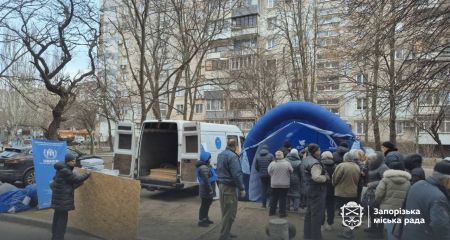 Более 40 поврежденных домов: последствия авиаудара ликвидируют в Запорожье