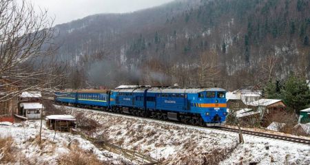 Обстрел и непогода: до шести часов задерживаются поезда сообщением с Запорожьем