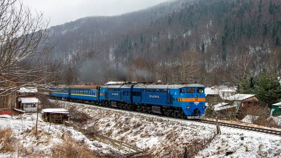 Обстріл і негода: до шести годин затримуються поїзди сполученням із Запоріжжям