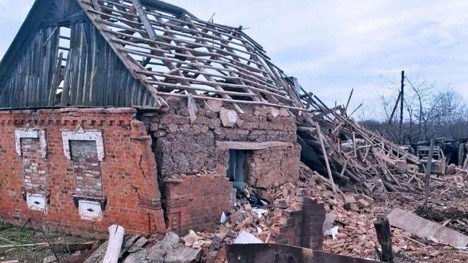 Троє постраждалих: росіяни обстріляли понад 30 міст і сіл на Запоріжжі