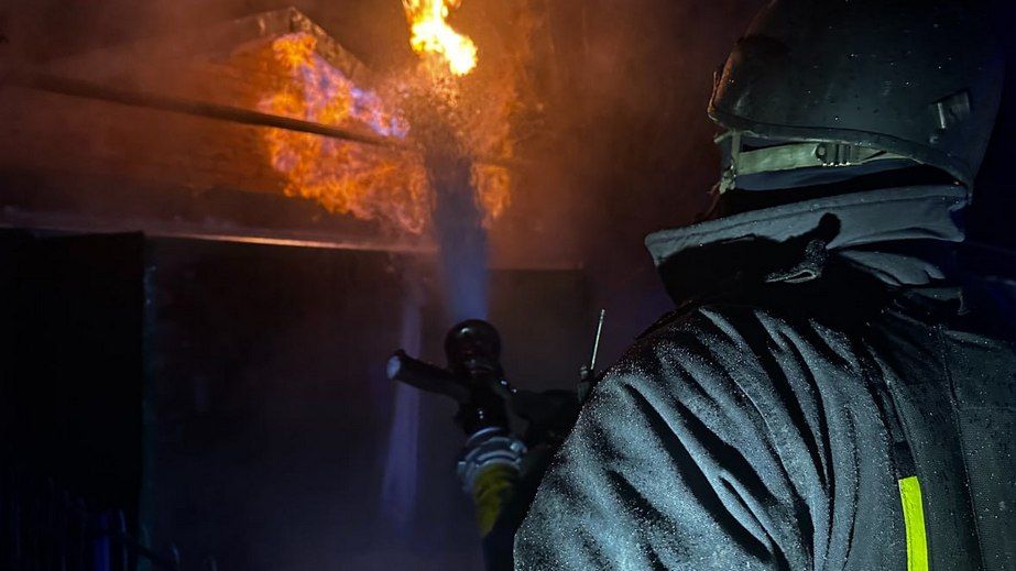 Запоріжжя під ударом: стався витік газу, виникли пожежі