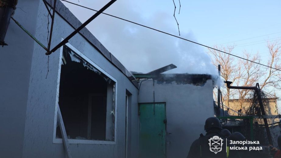 Дронові атаки на Запоріжжя: комунальники "закрили&rdquo; вікна у 14 будинках