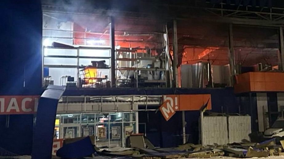 Враг разбил торговый центр и дома в Запорожье &ndash; подробности