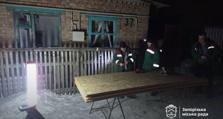 Почти 50 запорожцев сообщили о разбитом жилье после дроновой атаки