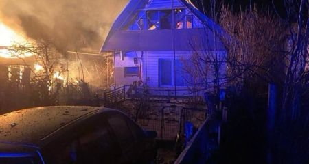 Росіяни атакували Запоріжжя: палає житловий будинок