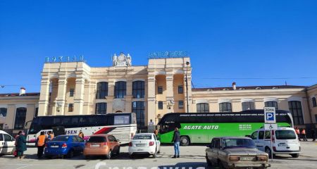 Автобусы остаются "базовым сценарием" для запорожских пассажиров железной дороги