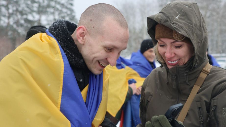 Перший обмін року: з російського полону повернули 157 українців