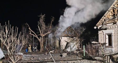 Три пожежі вирували після обстрілів РФ на Запоріжжі: є постраждалі