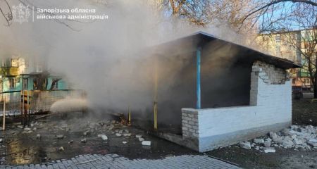 Пошкоджена будівля дитсадка: росіяни вгатили по Запоріжжю