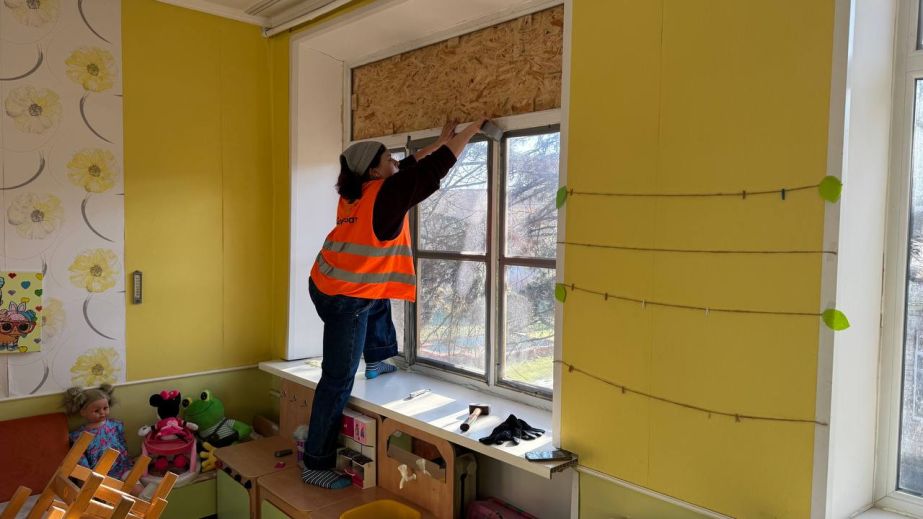 Повторна відбудова: як волонтери відновили пошкоджений запорізький дитсадок