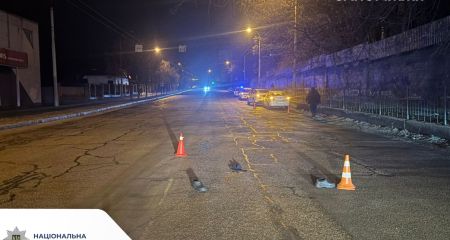 Дві автівки переїхали чоловіка в Запоріжжі: поліція шукає свідків ДТП