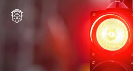 Рух на чотирьох перехрестях у Запоріжжі зупиняють на хвилину мовчання