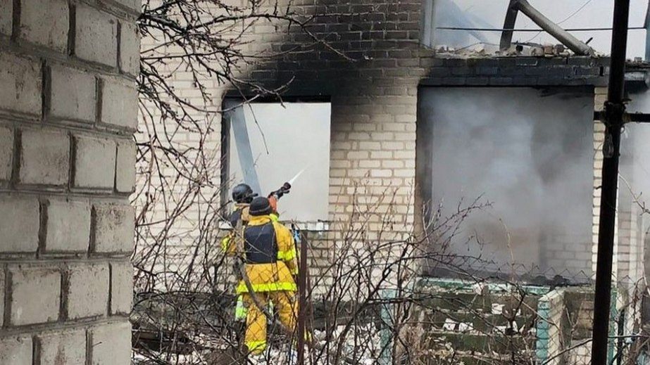 Под Запорожьем пылала хозяйственная постройка