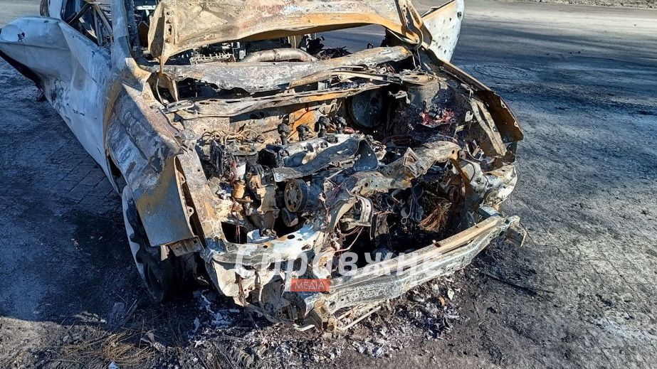 Згоріле авто і вибиті вікна: який вигляд мало середмістя Запоріжжя після удару