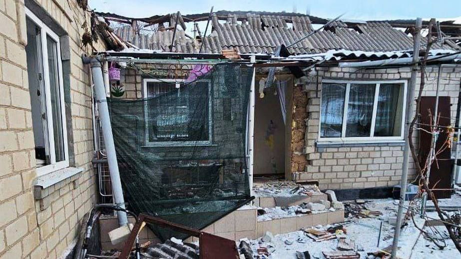 Дві жертви та четверо постраждалих: РФ обстріляла десятки громад на Запоріжжі