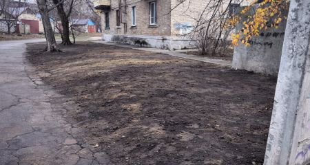 У центрі Запоріжжя очистили дві захаращені локації