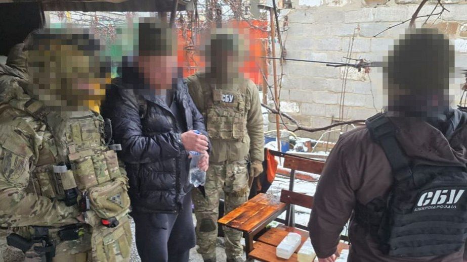 Агент ФСБ намагався проникнути на оборонний завод у Запоріжжі &ndash; деталі