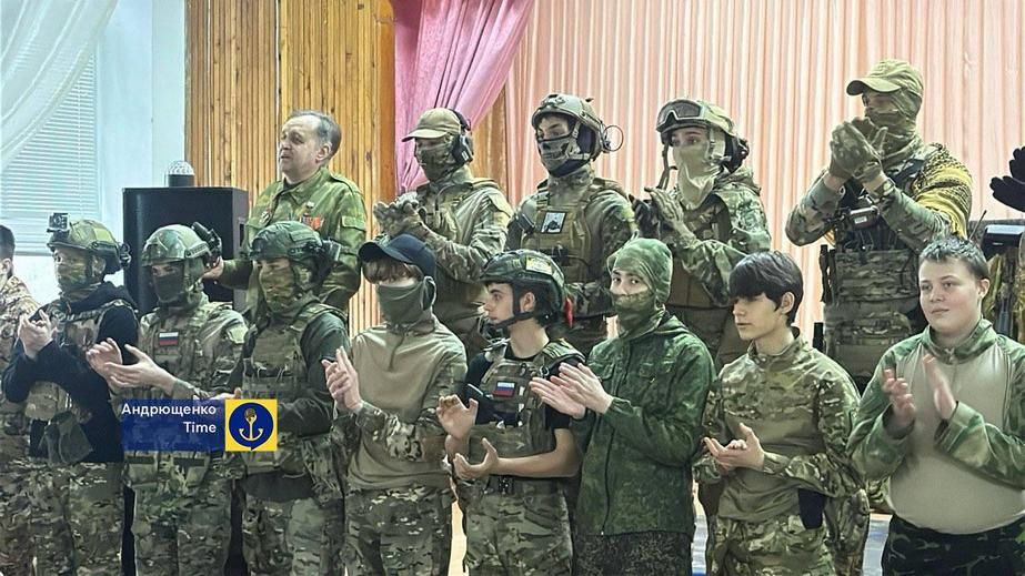 На окупованому Запоріжжі дітей вчать вбивати українців, &ndash; Андрющенко