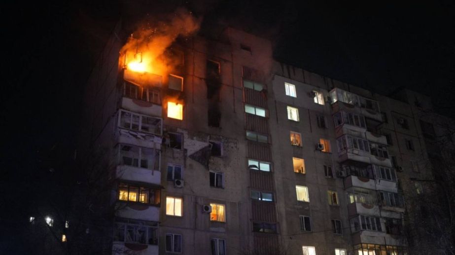 Раненые и пожары: город Запорожье подвергся массированной дроновой атаке