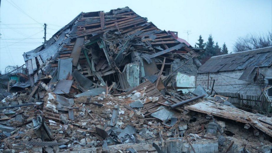 Жертва и восемь пострадавших: РФ нанесла 720 ударов по Запорожской области