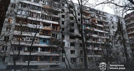 "Закрыли" окна в почти 30 домах: в Запорожье устраняют последствия атаки