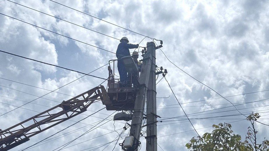 Масові відключення в Запоріжжі: кому вимкнуть світло 10 березня
