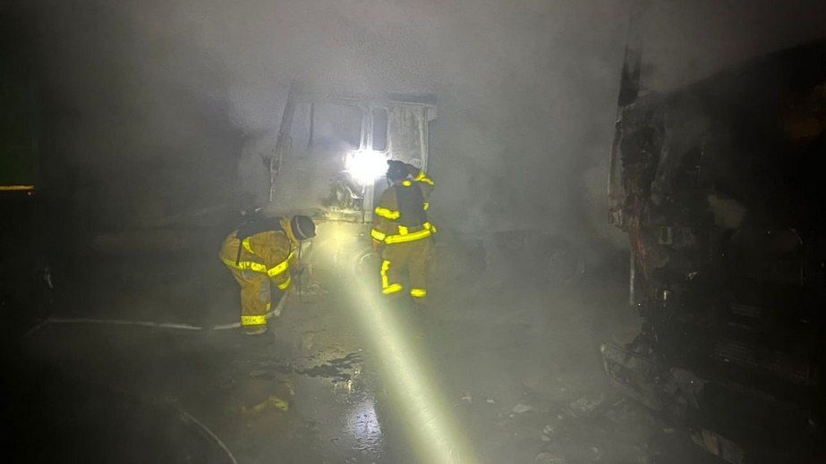 Два грузовика горели на предприятии под Запорожьем &ndash; детали