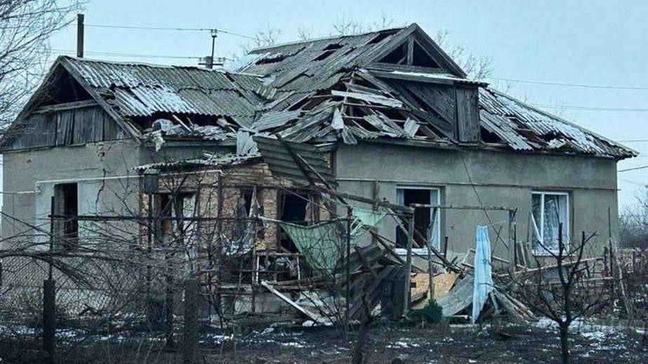 Шесть раненых: россияне били по Запорожью и району