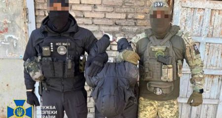 Військовий у СЗЧ продавав автомат і гранати з фронту в Запоріжжі &ndash; подробиці від СБУ