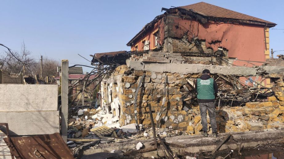 Нічна атака засмітила понад 600 "квадратів&rdquo; землі у центрі Запоріжжя