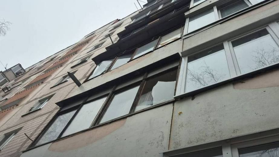 Удар по Запорожью: повреждены многоэтажки в центре города