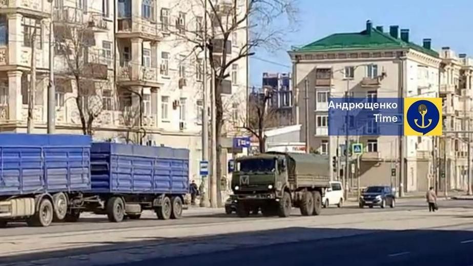 Організовані колони техніки: РФ активізувала переміщення військ на Запоріжжі