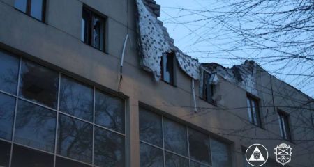 Из-за ночной атаки повреждены почти 30 домов в четырех районах Запорожья