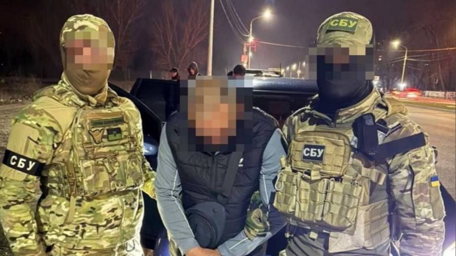 На Запоріжжі викрили військового у СЗЧ, який організував бізнес на ухилянтах