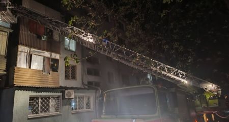 Мужчину и женщину без сознания спасли из горящего дома в Запорожье