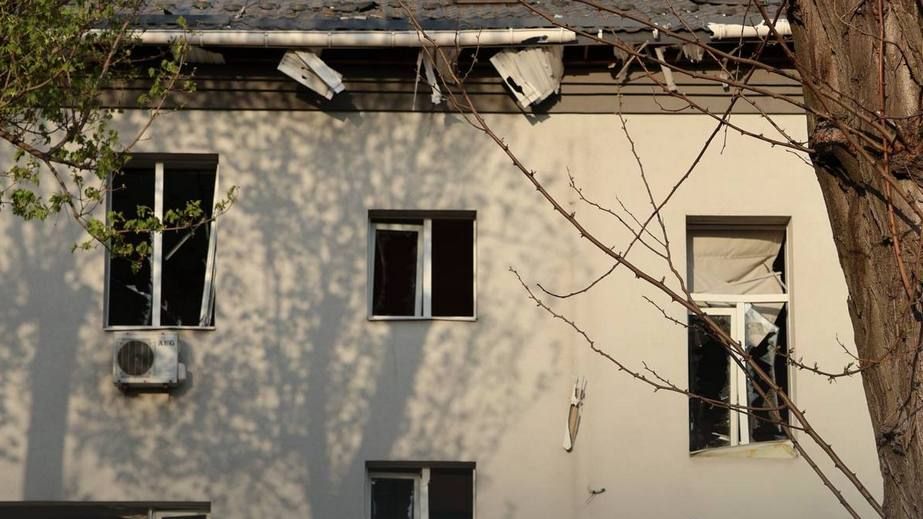 Ворожі обстріли пошкодили понад 70 будинків у трьох районах Запоріжжя