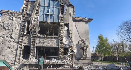 Понівечені дерева й уламки: що побачили екологи на місці атаки в Запоріжжі