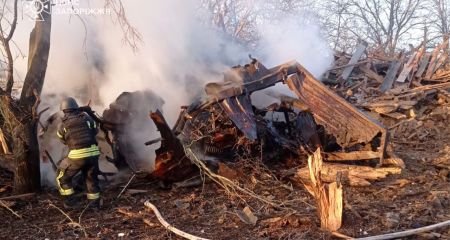 Остатки российского "шахеда" вспыхнули в Запорожье