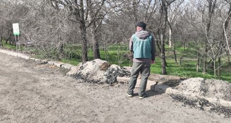 Пічний шлак залишили просто неба в Запоріжжі