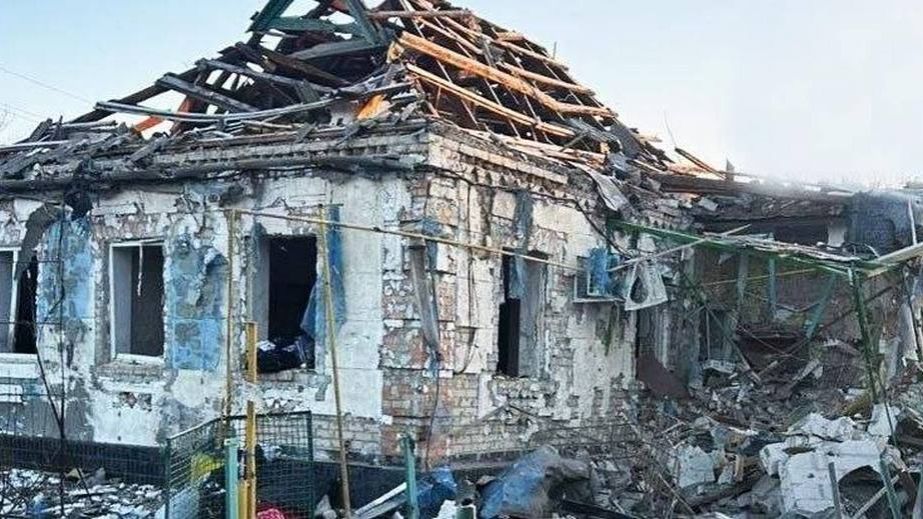 Жертва та восьмеро поранених: РФ обстріляла 35 громад на Запоріжжі