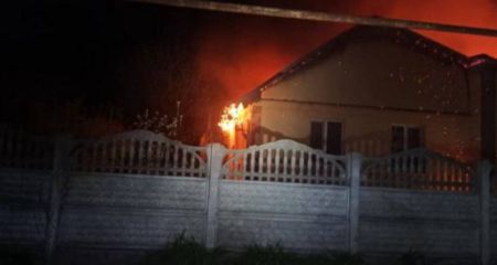 Окупанти атакували Запорізький район: загорівся будинок