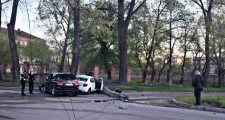 Утренняя авария в Запорожье: движение транспорта возобновили